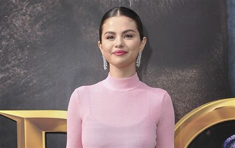 Selena Gomez Gets Title Of Her Latest Album Tattooed On Her Neck The