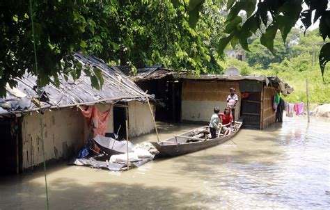 Live Floods Continue To Ravage Assam 87 Dead 2323 Villages Under Water Current Affairs