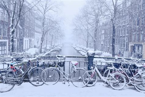 Wallpaper Amsterdam Bloemgracht Snow Covered Bikes Bycicles