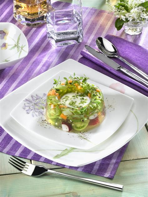 Macédoine ͵mæsəʹdwɑ:n,ʹmæsədɔın n 1) маседуан 2) винегрет. Recette macédoine en gelée - Marie Claire