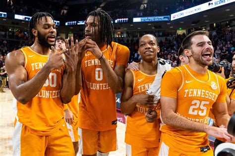 Tennessee Basketball Wins Sec Championship With Win At South Carolina