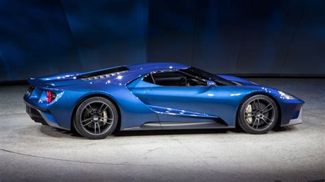 New Ford Gt Supercar Revealed At 2015 Detroit Auto Show