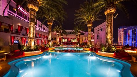 Strip Down At The Sexiest Pools In Las Vegas Fox News