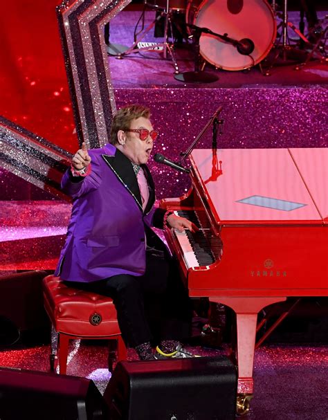 Watch Oscars 2020 Full Performances Including Elton John Idina Menzel