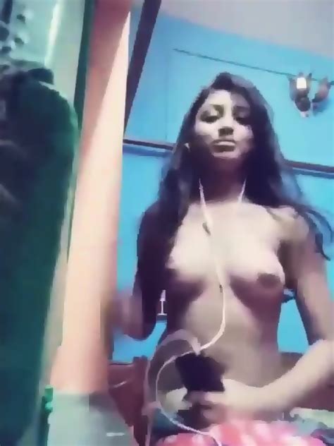Indian Desi Girl Doing Sexy Fun Full Nude Video Call With Babefriend