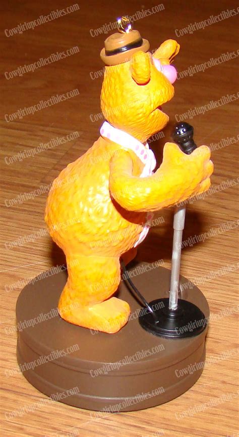 Walt Disney Muppets By Hallmark Fozzie Bear Ornament Qxi2091 Magic