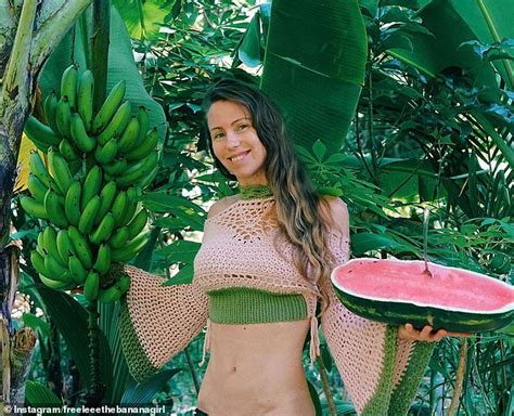 Controversial Vegan Blogger Freelee The Banana Girl 40 Shares Her Insane Daily Diet With
