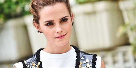 Emma Watson Wears 4 Outfits In One Day In Paris Emma Watson Garden