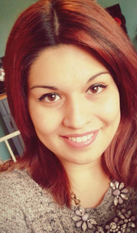 'wohlbeleibt, füllig, dick', entlehnung (17. Künstler - Lisandra E.★ casting connect