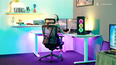 27 Best White Gaming Desks For Minimalist Gamers Setup