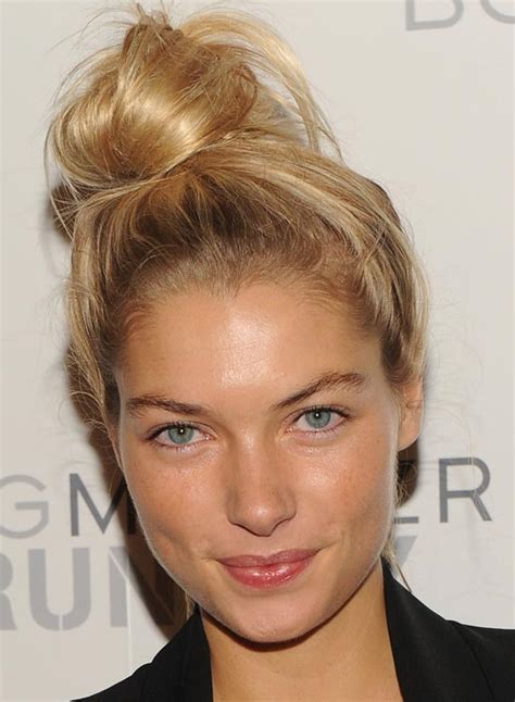And also really an instant updo that looked like i put in some sort of effort if done well. Top 10 Popular Bun Hairstyles 2019 Trends/ Tutorial Step ...
