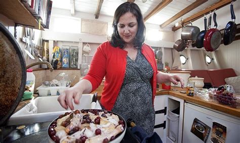 Deb Perelman Big Ideas In A Small Kitchen Life And Style The Guardian