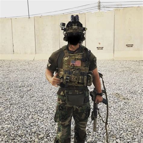 Us Army Green Beret Rocking A Tactical Fanny Pack 1080 X 1080 R