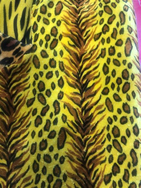 44 Inch Tiger Print Velvet Fabrics For Upholstery Rs 120 Meter ID