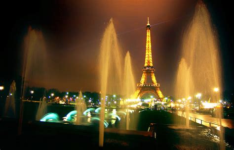 Eiffel Tower Hd Desktop Wallpapers Desktop Wallpapers