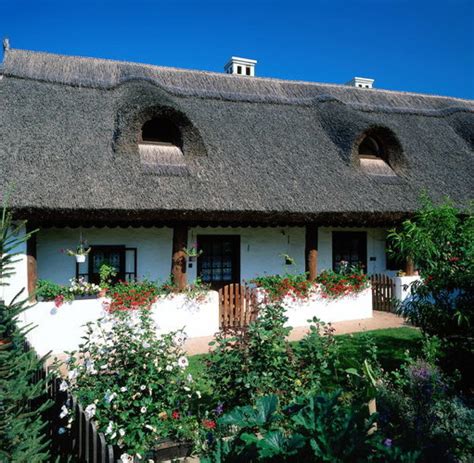 Eigentum • 5 zimmer • 210 m². 51 Top Photos Haus Kaufen In Ungarn Am Balaton ...