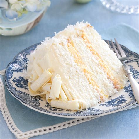 I met paula deen many years back when i was helping her judge a recipe contest in savannah, georgia. Pretty Layer Cakes - Paula Deen Magazine