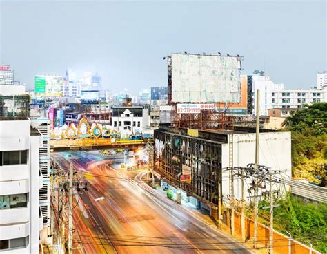 Bustling Cities Come To Life In Fantastic Overlapping Photographs