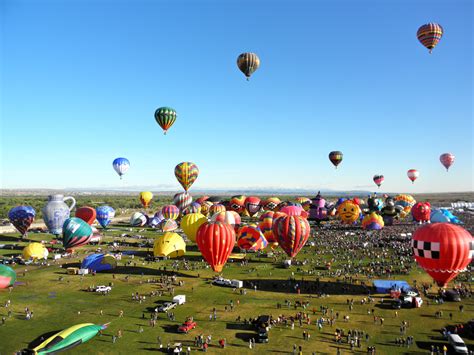 The Worlds Largest Hot Air Balloon Festival Pics