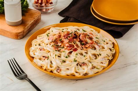 A Classic Pinoy Style Carbonora Recipe For Pasta Night Knorr