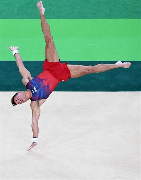 Gymnastics Floor Exercise In Male Gymnast Gymnastics Popular