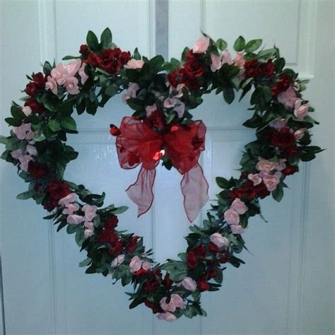 Heart Shaped Wreath With Lots Of Roses In Pink And Red Heart Shaped