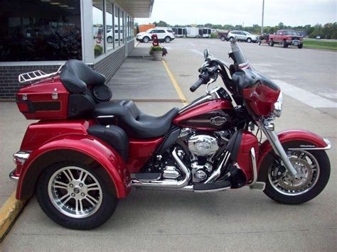 So is it legitimate to suppose that owners themselves inspired harley on this one? 2012 Harley-Davidson FLHTCUTG Tri Glide Ultra for sale on ...