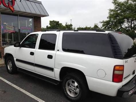Sell Used 2001 Chevy Suburban In Saint Paul Minnesota United States