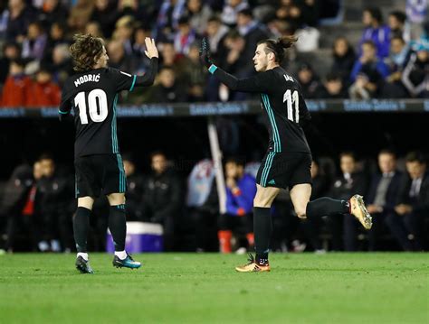 El capitán sólo completó la primera parte del entrenamiento y se cae de la lista por precaución tras sufrir un golpe en la tibia. Podcast Celta de Vigo 2-2 Real Madrid 5x31 'Con solo Bale ...