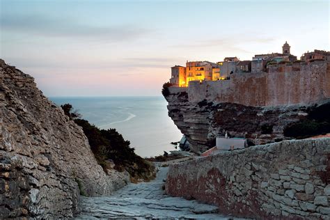 Bonifacio By Night Fandc Travel Viaggi E Turismo