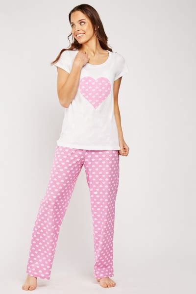 Heart Printed Pyjama Set Just 7