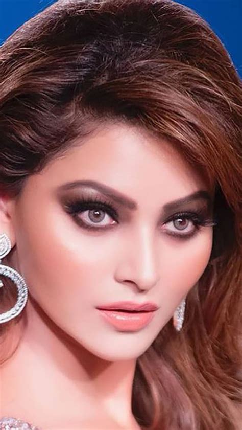 Hot Urvashi Rautela Indian Model Diva Celebrity Bollywood Indian Actress Hd Phone