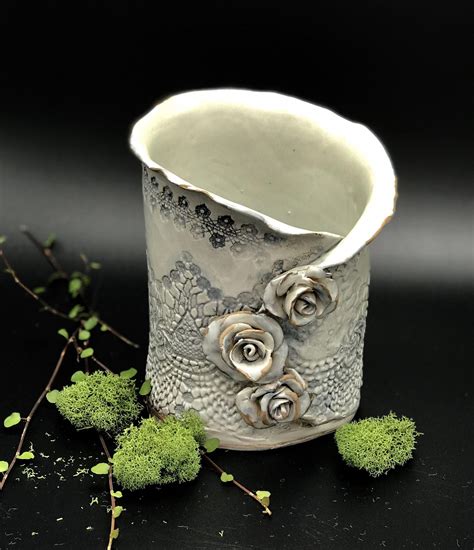 Charming Photo Potteryplates Ceramics Ideas Pottery Pottery Handbuilding Handcrafted Ceramics