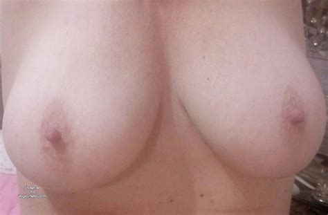 Medium Tits Of My Girlfriend Rebecca August 2020 Voyeur Web