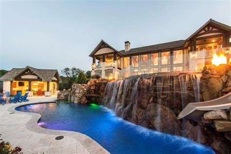 Legacy Lakefront Estate: Romance and Luxury