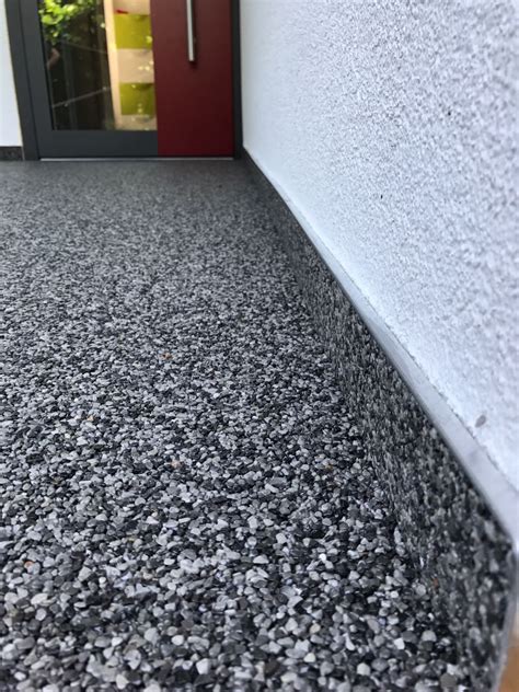 Ein steinteppich ist für innen und außen geeignet: Steinteppich verlegen - Außen- und Innenbereich ...