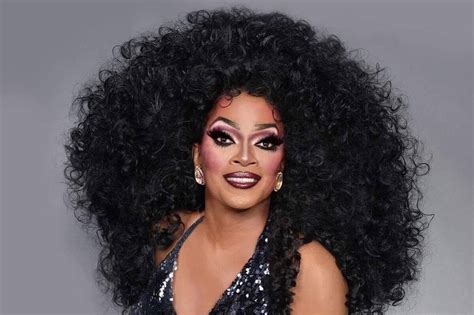 people in toronto mourning loss of beloved canadian drag icon michelle ross