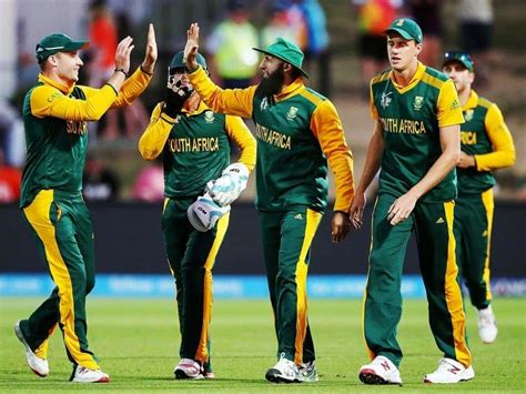 Live cricket scores, commentary, news and everything else related to cricket. CricBuzz Live Cricket Score Cricket World Cup Live ...