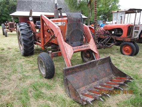 Allis Chalmers D19 Equipped With Loader Tractors My Pictures Monster