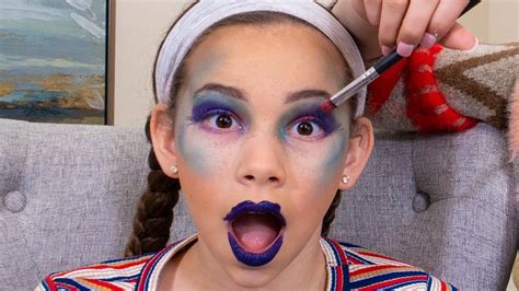 Blindfolded Makeup Challenge Haschak Sisters