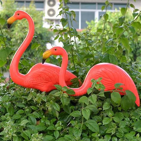 1 Pair Red Lawn Flamingo Figurine Plastic Party Grassland