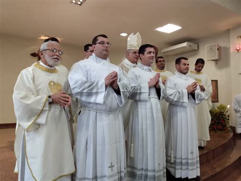 Arquidiocese De Niterói Dom José Francisco Investe 3 Seminaristas No