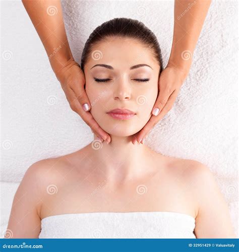 Woman Having Massage Of Body In Spa Salon Stock Image Image Of Pampering Hands 32951429