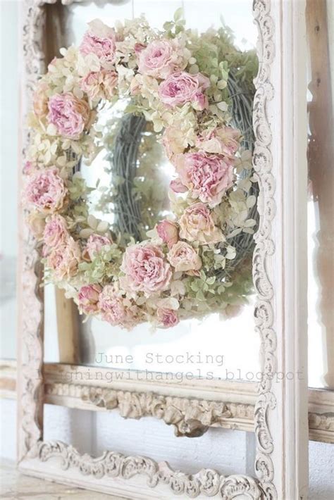 Adding this gorgeous and whimsy flower chandelier to your party decor for a wedding or the baby shower would be a great idea and here is how you can do it on your with the easy and cheap supplies lying around. Romantic Shabby Chic DIY Project Ideas & Tutorials - Hative