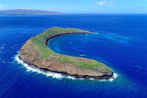 5 Reasons To Visit Maui Over Honolulu Maui Honolulu Scenic