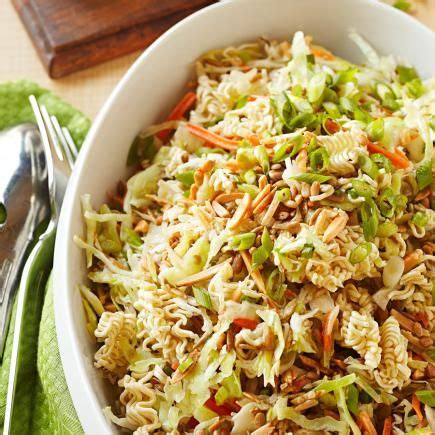I love seeing everyone's offerings and trying a little bit of everything. 40 great easy potluck recipes for sides, main dishes ...