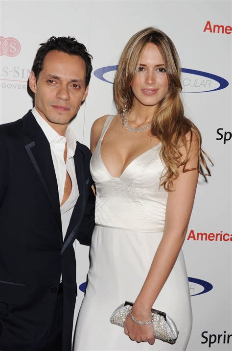 Pero, ¿quién es la nueva novia de marc anthony? mark-anthony-shannon - Marc Anthony and Shannon De Lima divorce announcement | Wonderwall.com