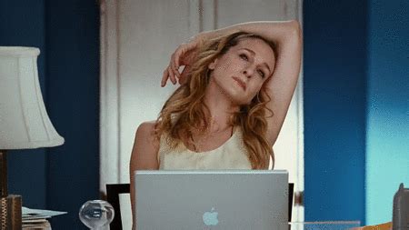 Share a gif and browse these related gif searches. Comment prétendre connaître le designer derrière la ...