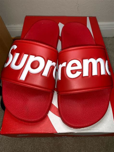 Supreme Red N White Slides Size 9 44 Slippers Sandals New Fashion