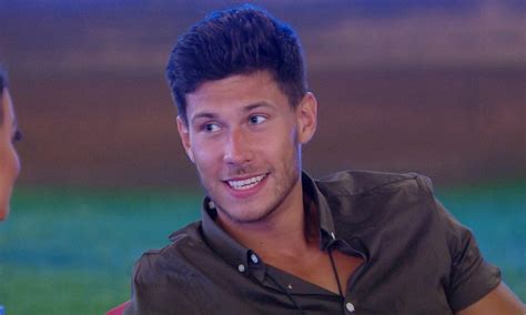 Love island favourites jack and dani are back! Jack Fowler wiki, bio, age, love island, football, height ...